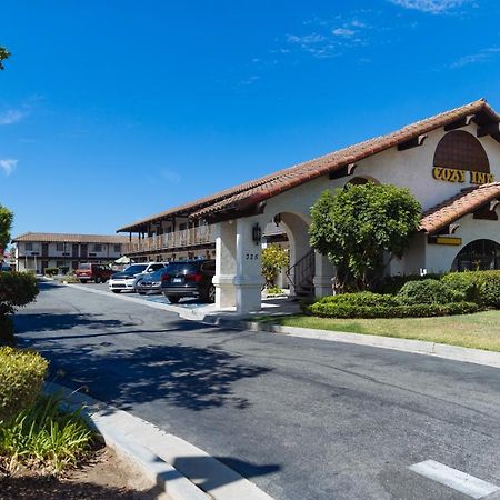 Cozy Inn Costa Mesa Exterior photo
